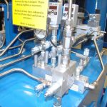 hydraulic_systems_assemply_with_manifold_switches_and_fittings